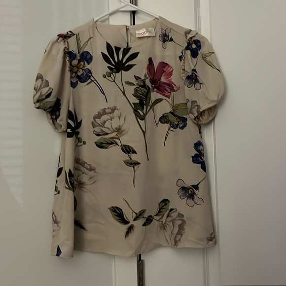 Moon Tops - Floral puff sleeve top
